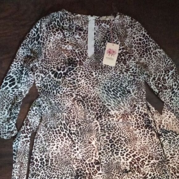 Entro leapord print jumpsuit medium - Picture 1 of 8